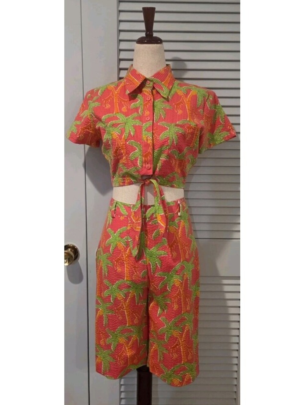 Lilly Pulitzer Shorts (Sz 4)  Crop Top Set (Small) Pink Gone Bananas Vintage 90s